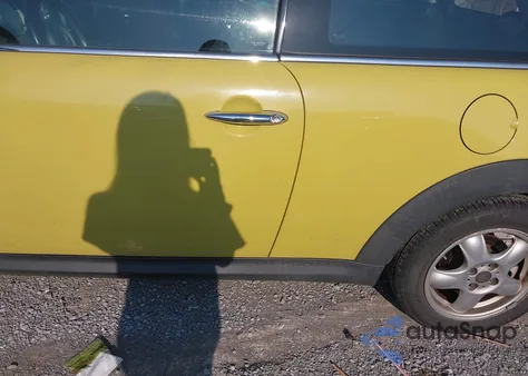 2010 Mini Cooper from USA, damaged, VIN WMWMF3C50ATZ63602